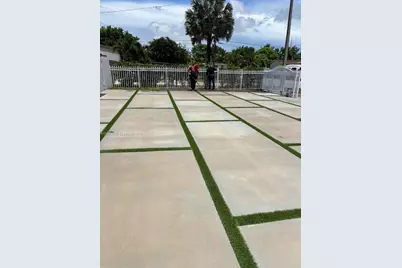 3251 NW 177th Ter, Miami Gardens, FL 33056 - Photo 23