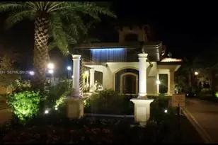 11566 SW 13th Ln, Pembroke Pines, FL 33025 - Photo 19
