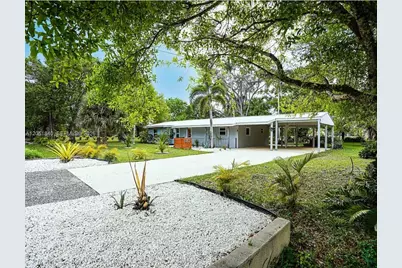 449 Gokchoff Rd, Fort Pierce, FL 34945 - Photo 3