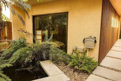 7441 Bay Hill Dr #7441, Hialeah, FL 33015 - Photo 29