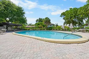 19996 NE 5th Ct, Miami, FL 33179 - Photo 45