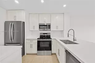 7900 Camino Cir, Miami, FL 33143 - Photo 1