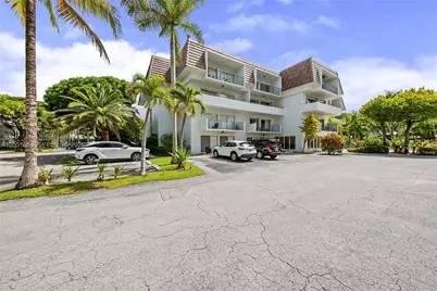 7900 Camino Cir #406, Miami, FL 33143 - Photo 19