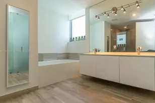 1300 Brickell Bay Dr, Miami, FL 33131 - Photo 41