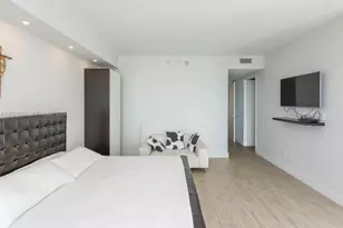 1300 Brickell Bay Dr, Miami, FL 33131 - Photo 37