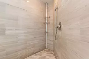 1300 Brickell Bay Dr, Miami, FL 33131 - Photo 71