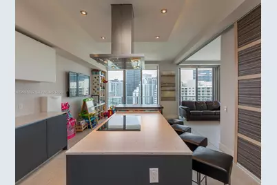 1300 Brickell Bay Dr #3804, Miami, FL 33131 - Photo 33