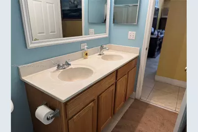 402 SE Crosspoint Dr, Port Saint Lucie, FL 34983 - Photo 37