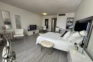 2899 Collins Ave, Miami Beach, FL 33140 - Photo 11