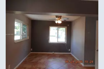 1613 NE 25th St, Wilton Manors, FL 33305 - Photo 7