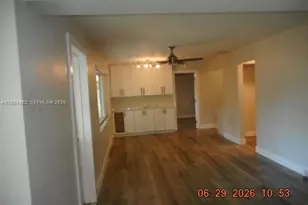 1613 NE 25th St, Wilton Manors, FL 33305 - Photo 25