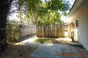 1613 NE 25th St, Wilton Manors, FL 33305 - Photo 23