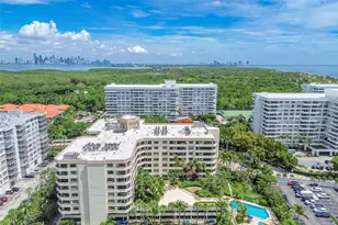 170 Ocean Ln Dr, Key Biscayne, FL 33149 - Photo 43