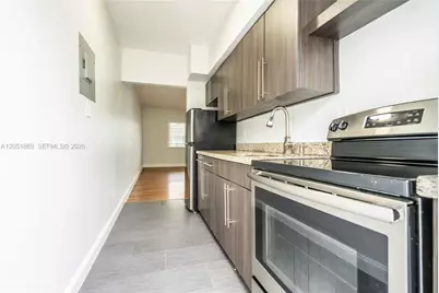 8330 Byron Ave #7, Miami Beach, FL 33141 - Photo 7