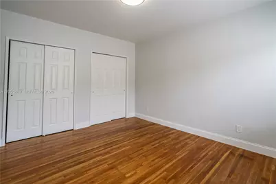 8330 Byron Ave #7, Miami Beach, FL 33141 - Photo 9