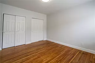 8330 Byron Ave, Miami Beach, FL 33141 - Photo 9