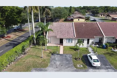 14702 SW 63rd Ln, Miami, FL 33193 - Photo 17