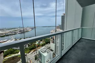253 NE 2nd St, Miami, FL 33132 - Photo 17