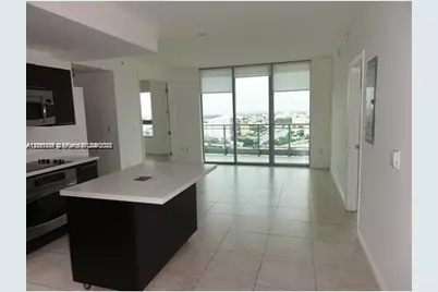 90 SW 3rd St #2907, Miami, FL 33130 - Photo 1