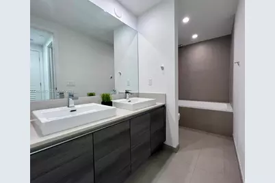 [Address not provided], Miami, FL 33131 - Photo 21