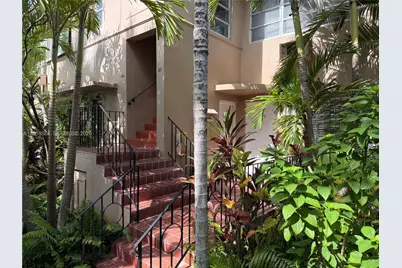 42 Almeria Ave #21, Coral Gables, FL 33134 - Photo 5