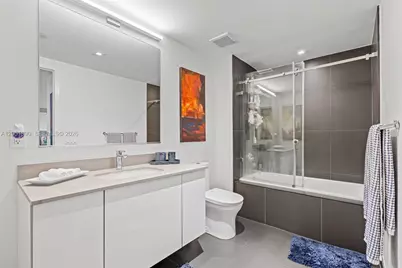 1600 NE 1st Ave #1017, Miami, FL 33132 - Photo 5