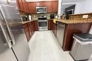 9350 SW 171st Ct, Miami, FL 33196 - Photo 5