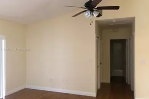 5810 W 18th Ln, Hialeah, FL 33012 - Photo 19