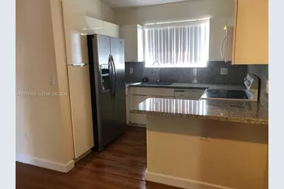 5810 W 18th Ln #208, Hialeah, FL 33012 - Photo 11
