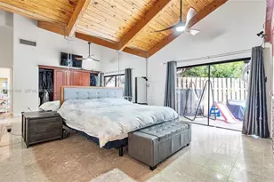 2707 S Parkview Dr, Hallandale Beach, FL 33009 - Photo 17