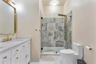 2707 S Parkview Dr, Hallandale Beach, FL 33009 - Photo 23