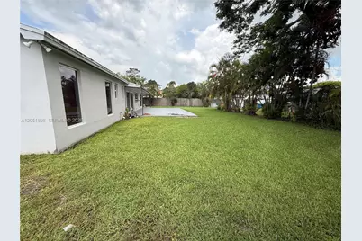 10601 SW 96th St, Miami, FL 33176 - Photo 31