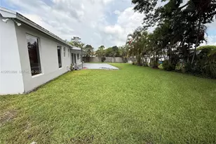 10601 SW 96th St, Miami, FL 33176 - Photo 31