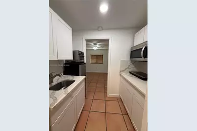 10601 SW 96th St, Miami, FL 33176 - Photo 23