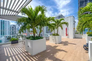 321 NE 26th St, Miami, FL 33137 - Photo 29