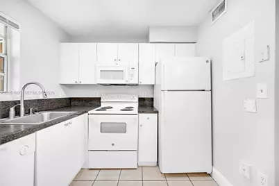 7510 SW 152nd Ave #B107, Miami, FL 33193 - Photo 13