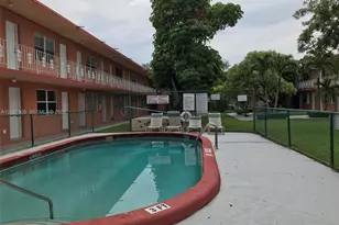 4550 SW 67th Ave, Miami, FL 33155 - Photo 13
