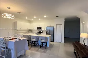 2523 SE 26th Ter, Homestead, FL 33035 - Photo 11
