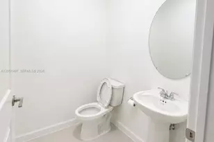 2523 SE 26th Ter, Homestead, FL 33035 - Photo 5