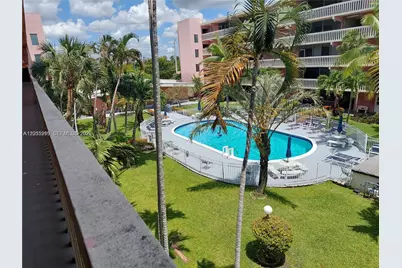 180 NE 12 Ave #15C, Hallandale Beach, FL 33009 - Photo 1