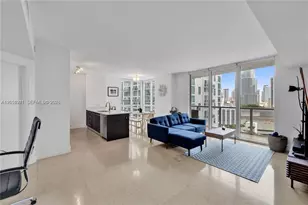 55 SE 6th St, Miami, FL 33131 - Photo 3