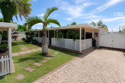 5865 W 13 Avenue, Hialeah, FL 33012 - Photo 17