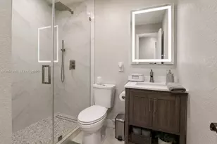 5865 W 13th Ave, Hialeah, FL 33012 - Photo 23