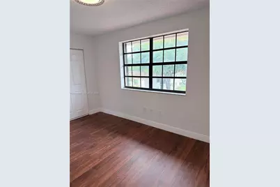 9850 Hammocks Blvd #107, Miami, FL 33196 - Photo 11