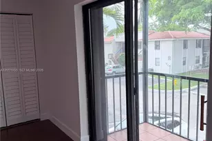 9850 Hammocks Blvd, Miami, FL 33196 - Photo 21