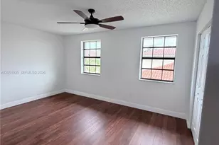 9850 Hammocks Blvd, Miami, FL 33196 - Photo 13