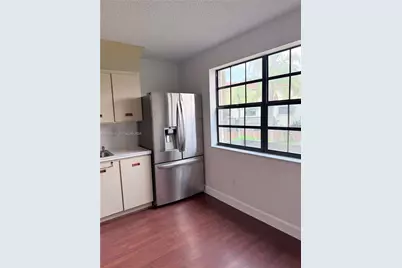 9850 Hammocks Blvd #107, Miami, FL 33196 - Photo 5
