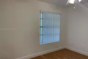 15290 SW 106th Ln, Miami, FL 33196 - Photo 5