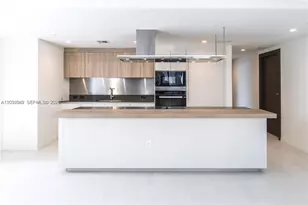 1000 Brickell Plaza, Miami, FL 33131 - Photo 1