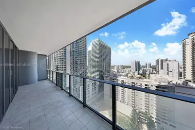 1000 Brickell Plz #2110, Miami, FL 33131 - Photo 13